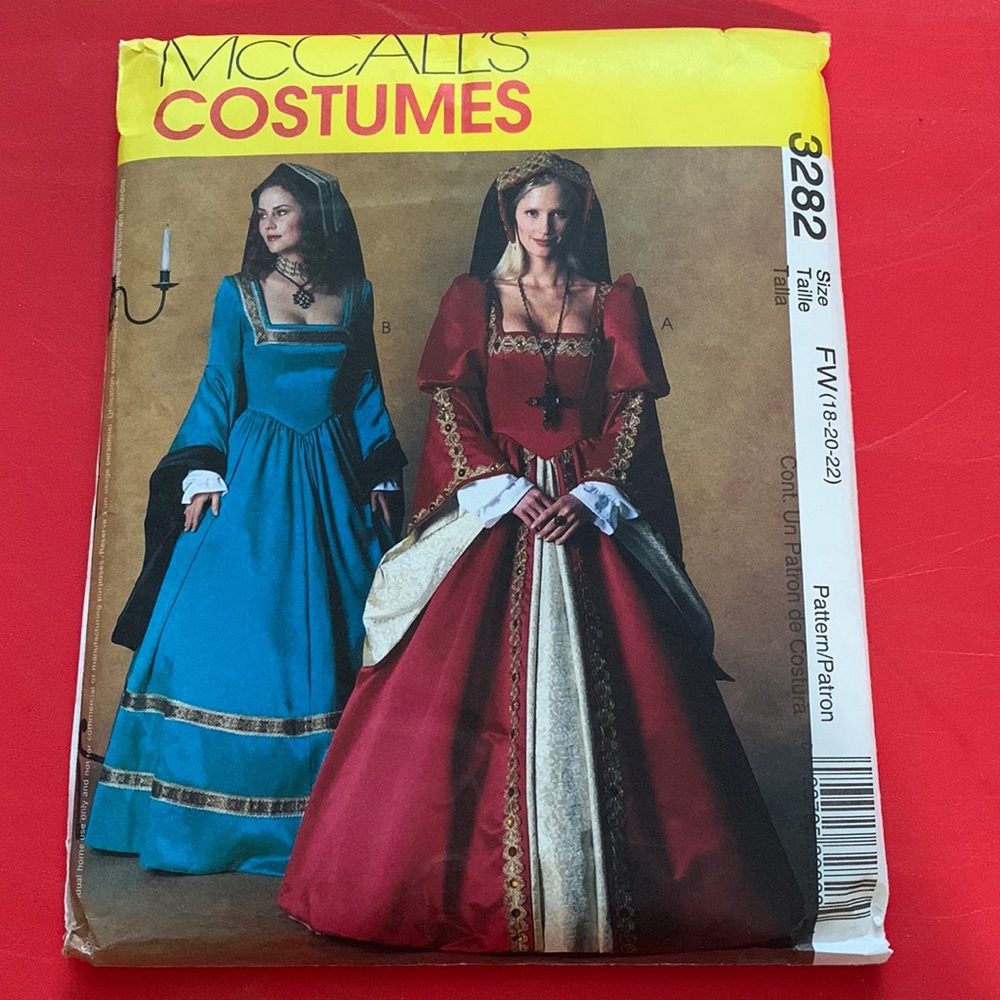 Tudor Costume pattern. Unused